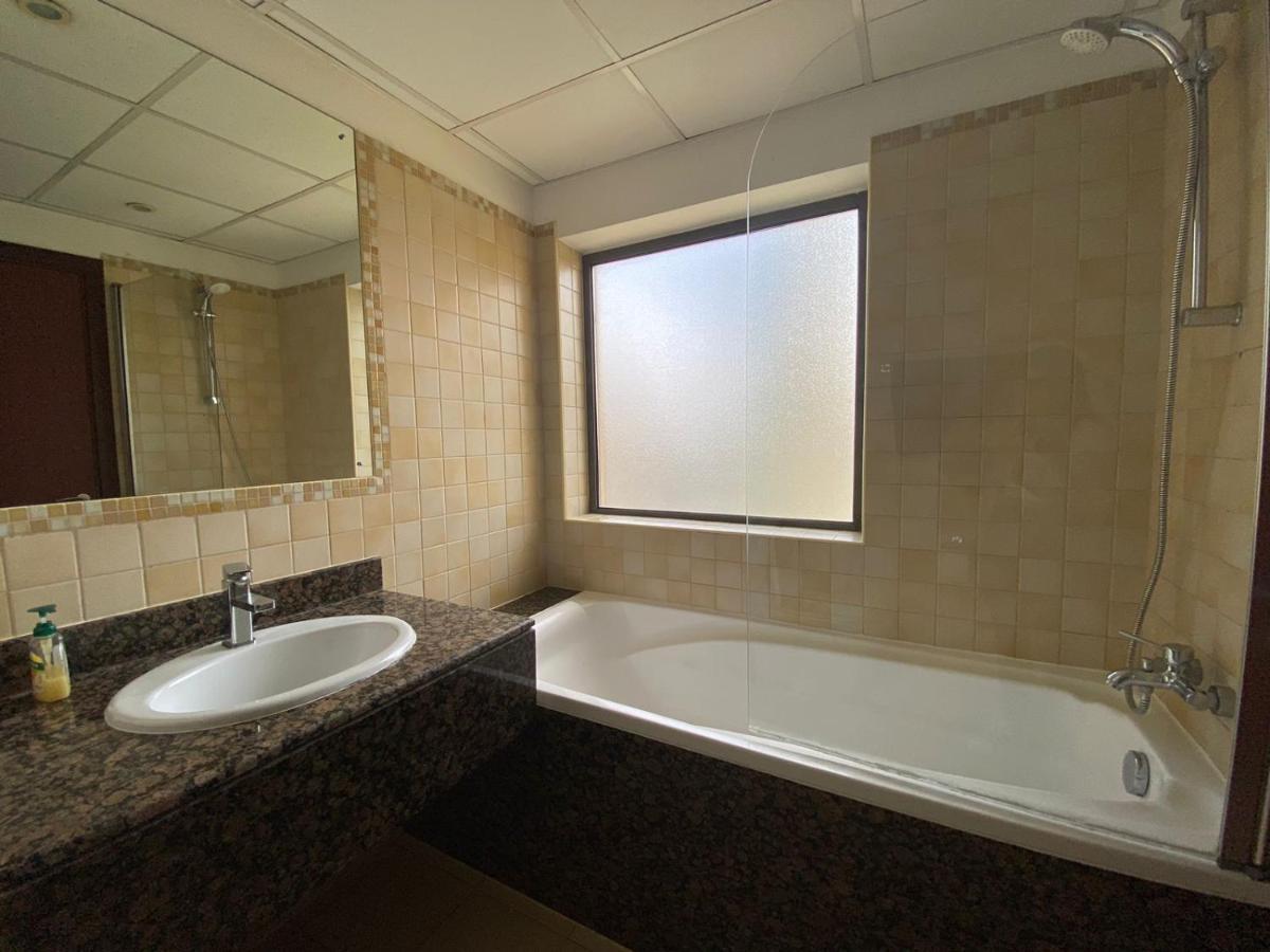 Al Mashreq Huge 2 Bedroom Rimal 1 Dubai Exteriör bild
